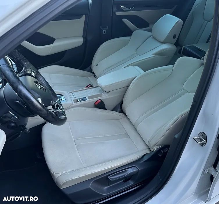 Skoda Octavia 1.0 TSI DSG Mild Hybrid Ambition - 13