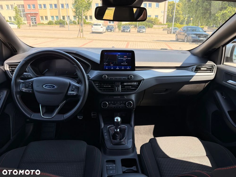 Ford Focus 1.0 EcoBoost ST-Line Style - 9