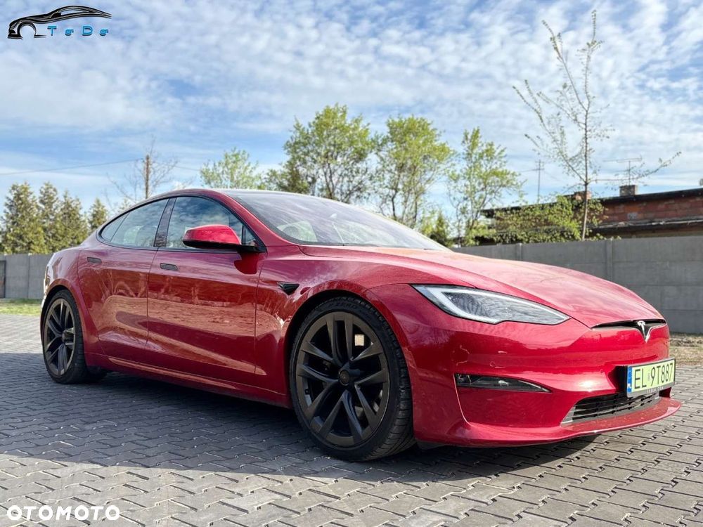 Tesla Model S - 9