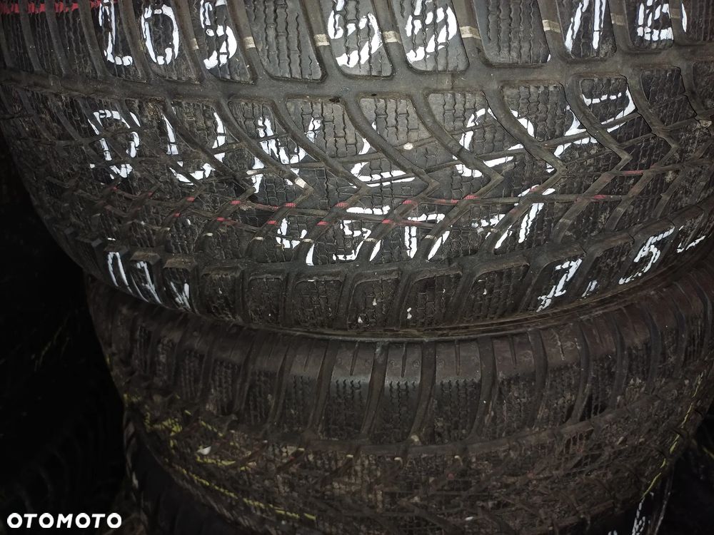 205/55/16 Dunlop - 1