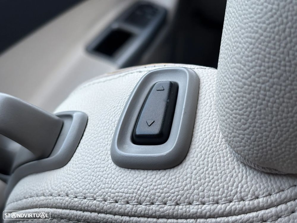 Volvo C30 1.6 D Drive Summum - 12