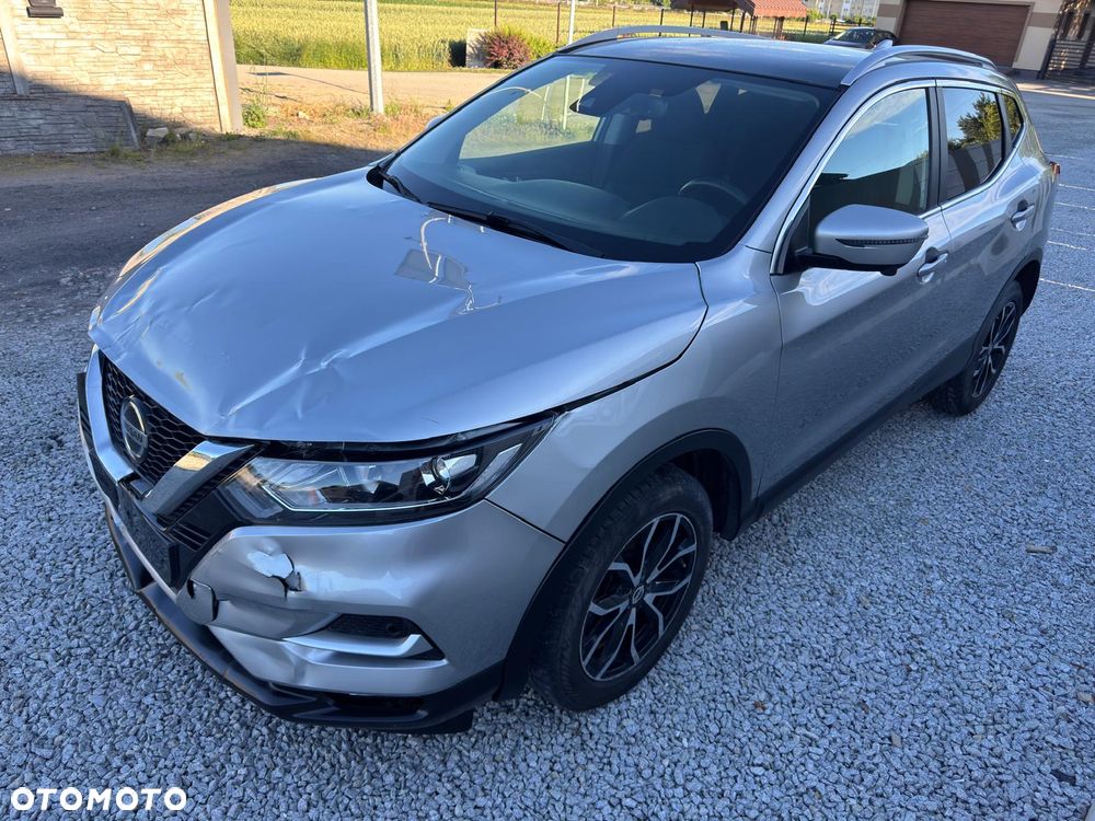 Nissan Qashqai 1.3 DIG-T N-Connecta - 1