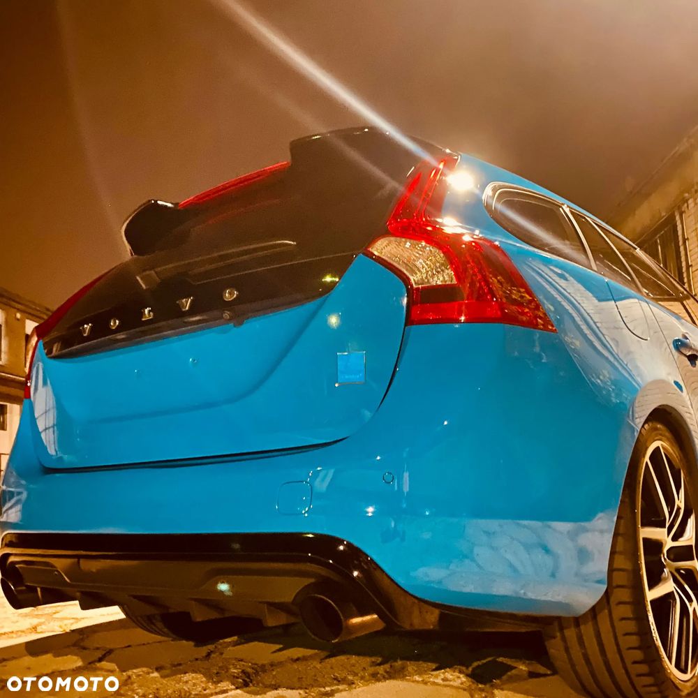 Volvo V60 T6 AWD R-Design - 6