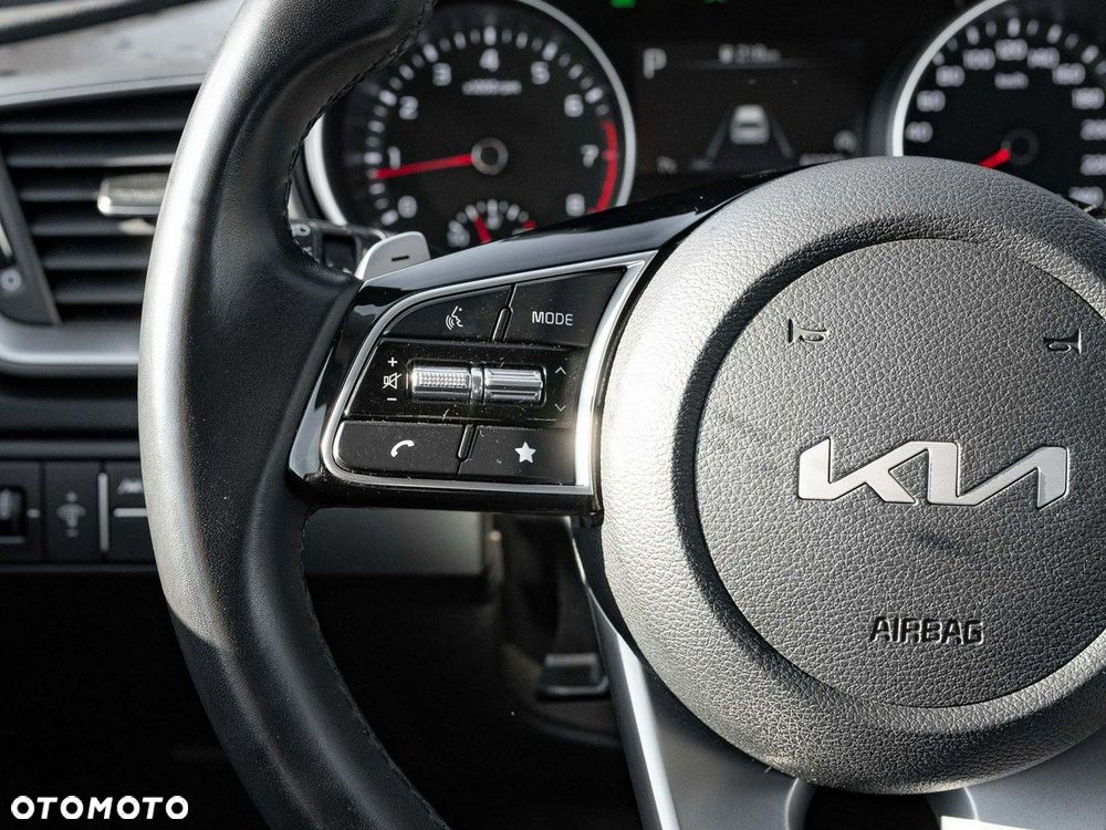 Kia Ceed 1.5 T-GDI M DCT - 16