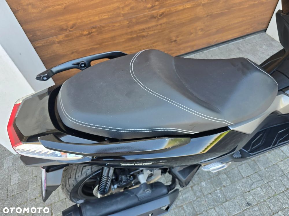 Honda NSS - 15