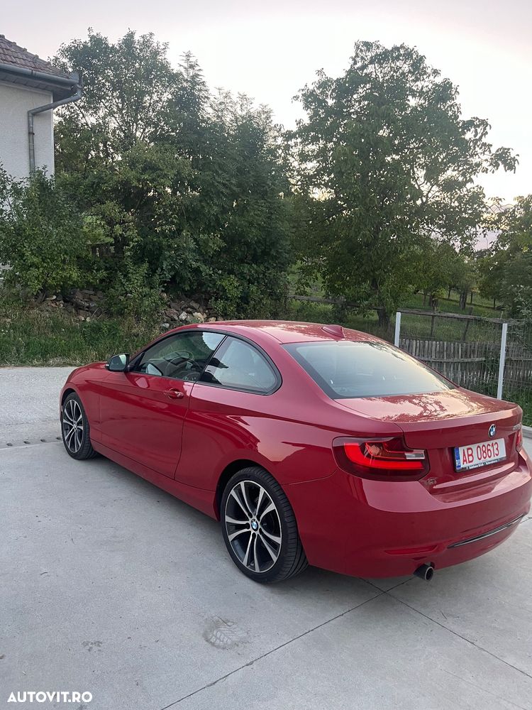 BMW Seria 2 220d Coupe Sport Line - 4