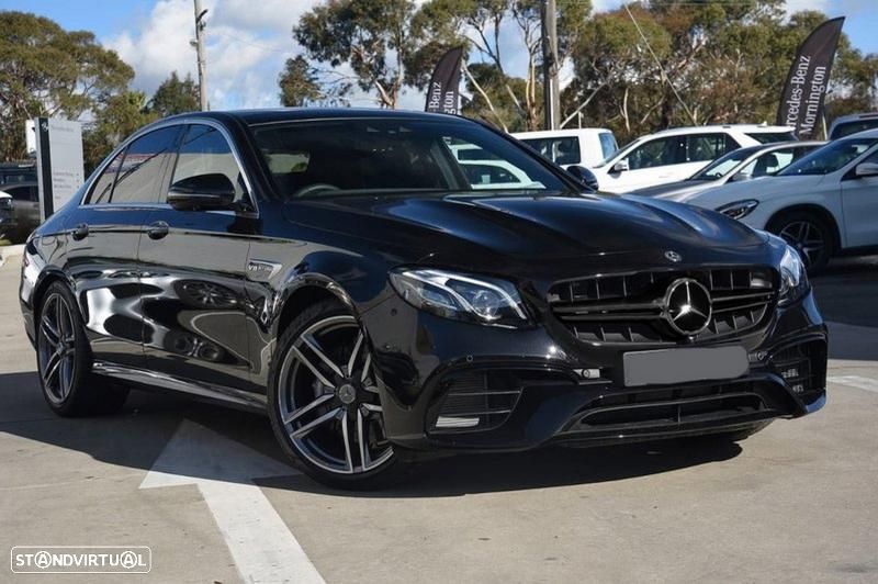 Grelha Mercedes E W213 C238 (2016 a 2019) Look GTR - 5