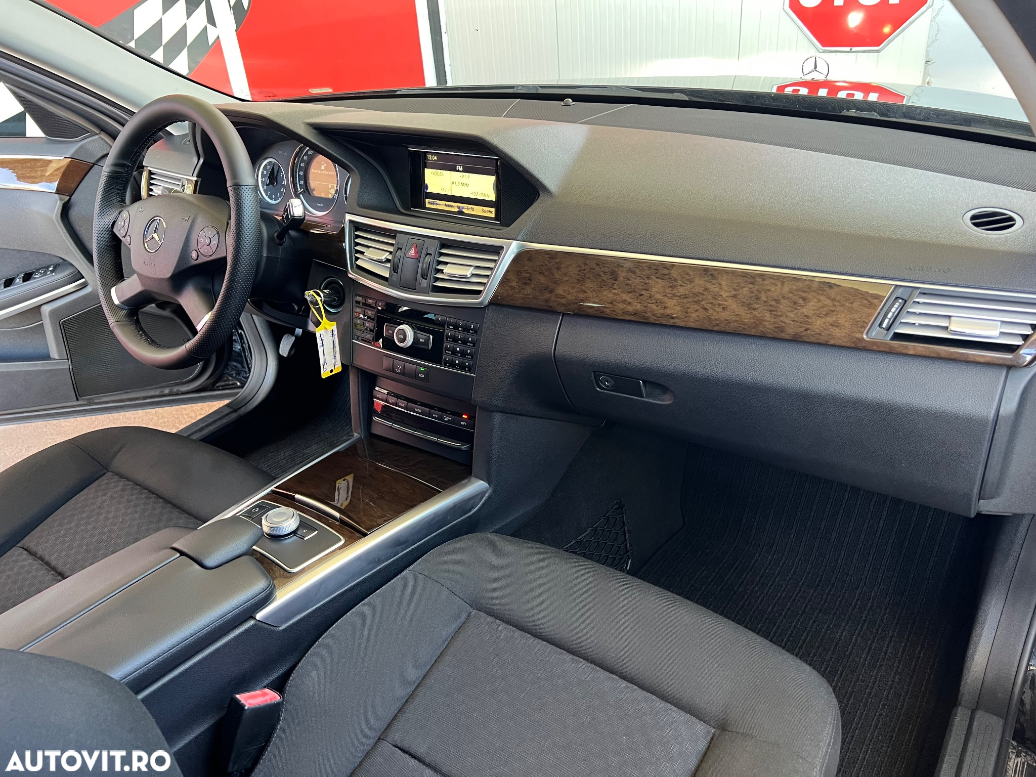 Mercedes-Benz E 250 T CDI DPF BlueEFFICIENCY Automatik Elegance - 9