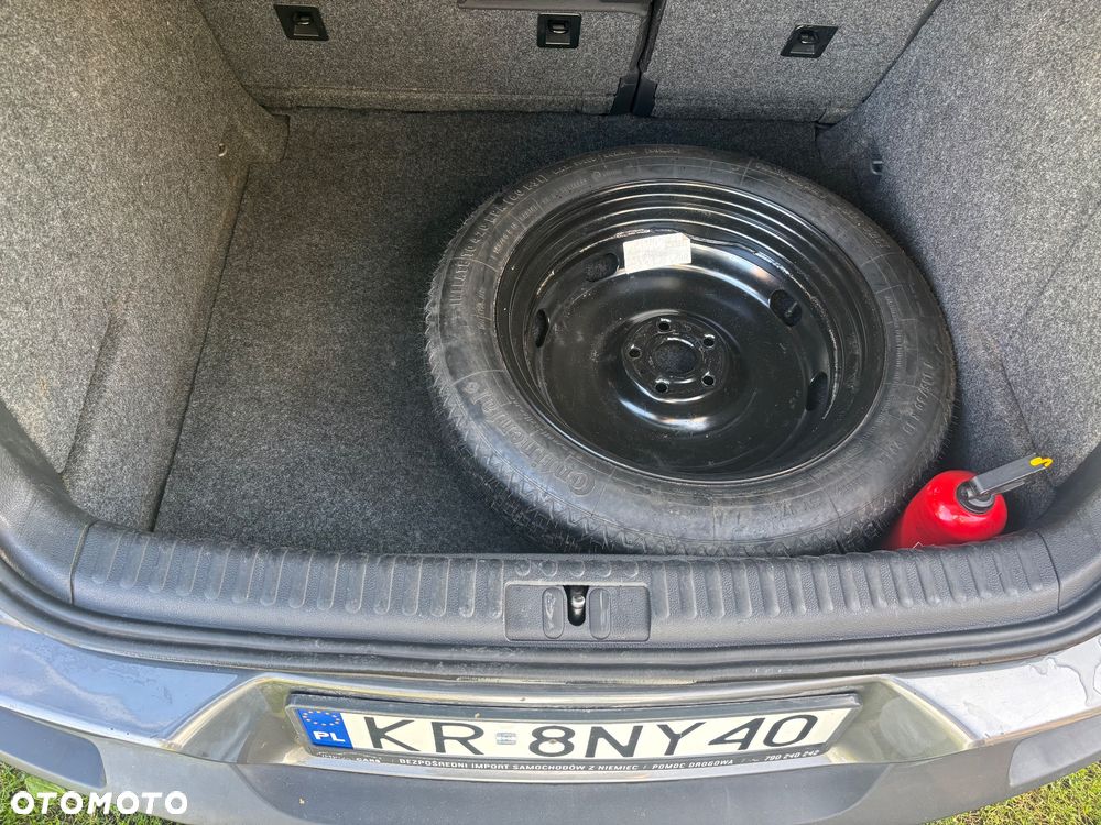 Volkswagen Tiguan - 23