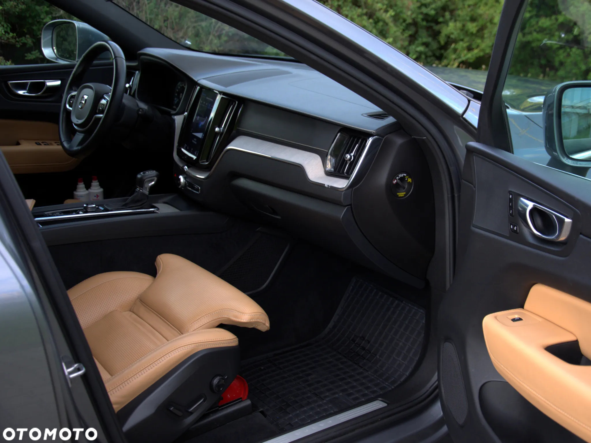Volvo XC 60 D5 SCR AWD Inscription - 22