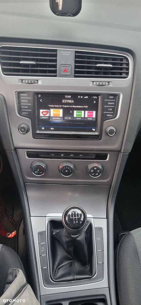 Volkswagen Golf 1.6 TDI BlueMotion Technology Trendline - 26