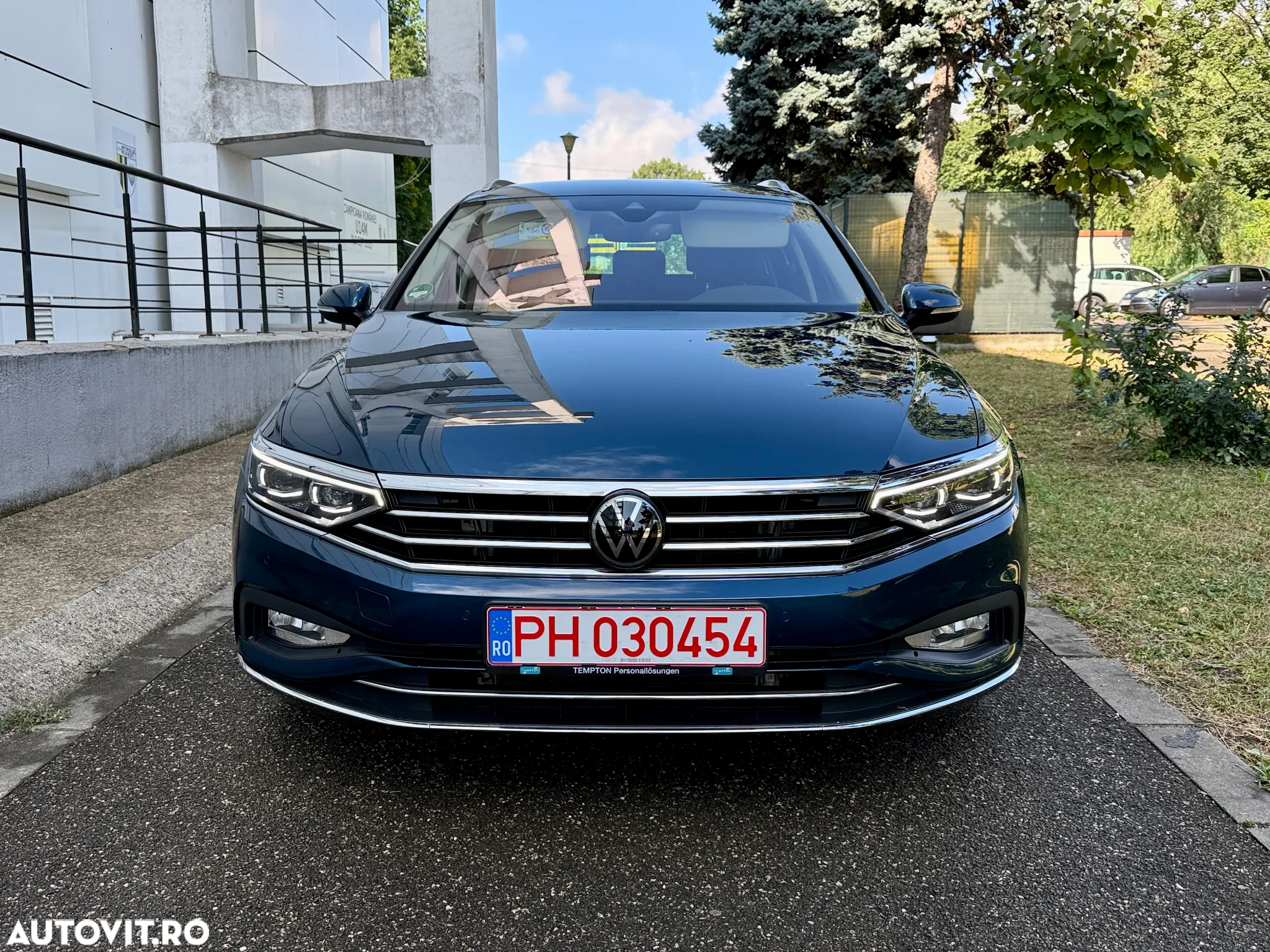 Volkswagen Passat Variant 2.0 TDI SCR DSG Highline - 3
