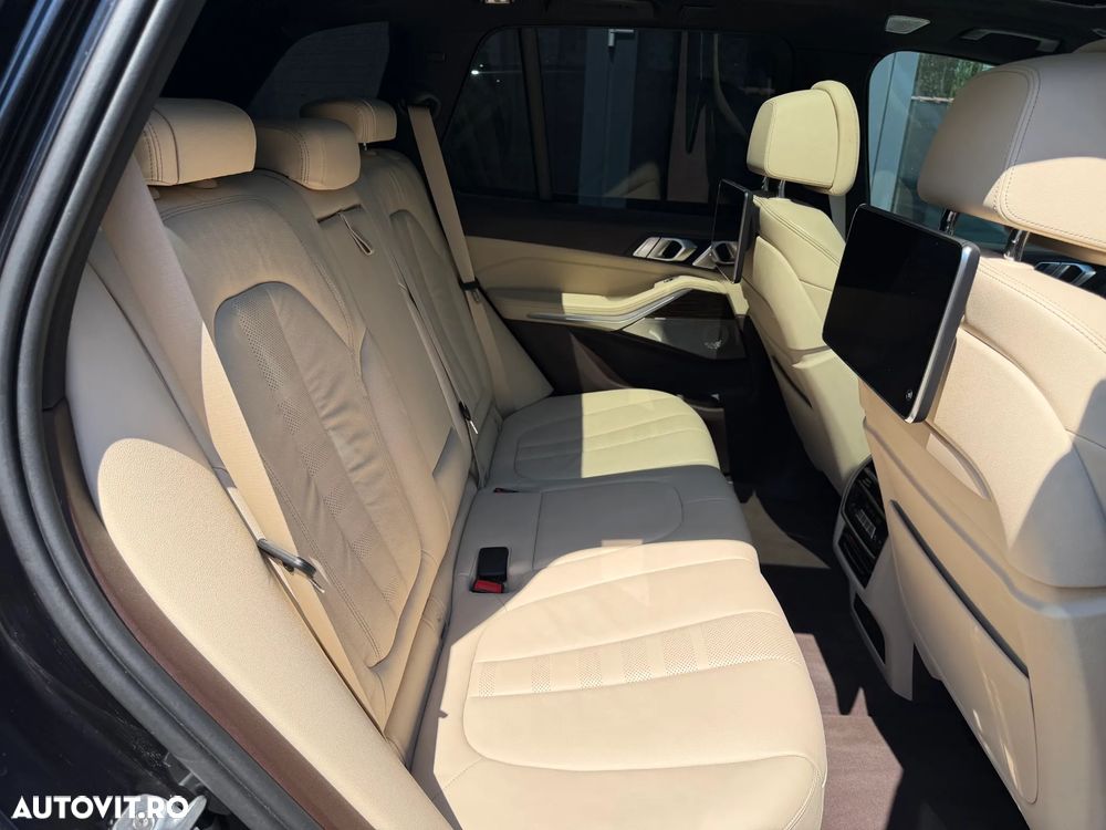 BMW X5 xDrive40i - 13