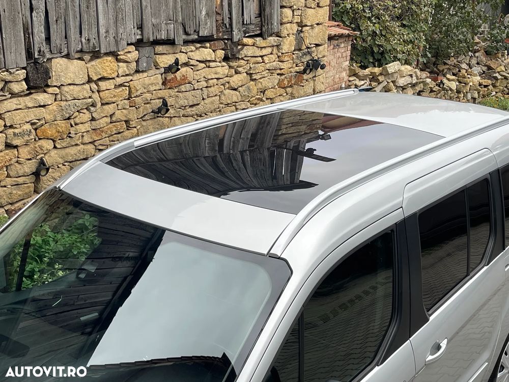 Ford Tourneo Connect Grand 1.5 EcoBlue Start/Stop Titanium - 2