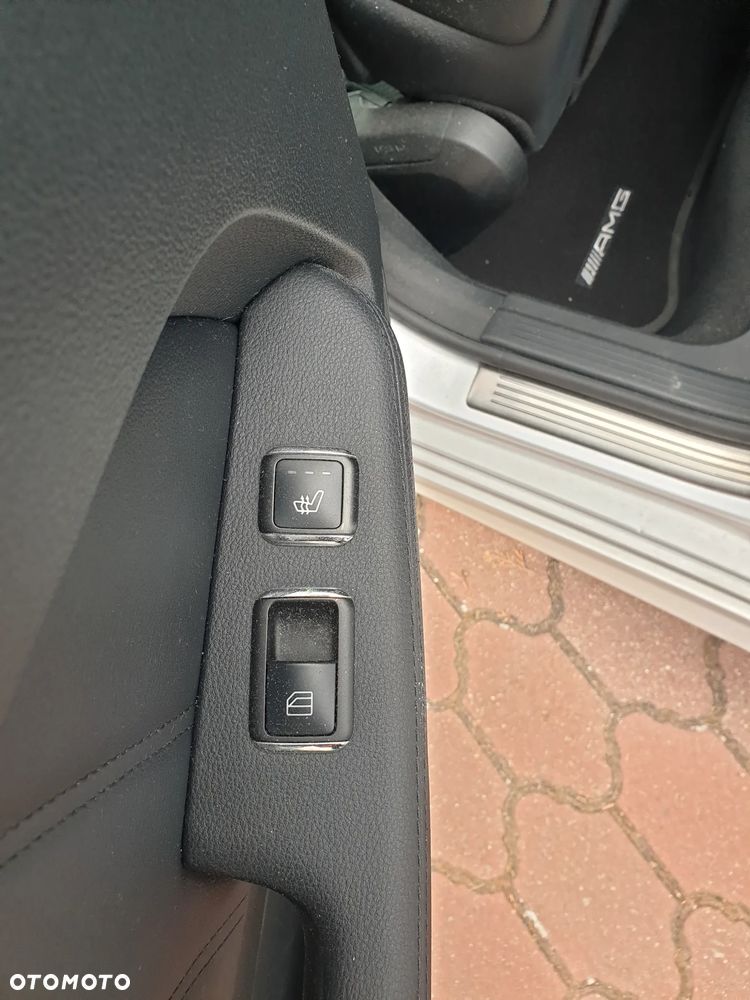 Mercedes-Benz Klasa E 350 CDI DPF 4Matic BlueEFFICIENCY 7G-TRONIC Avantgarde - 6