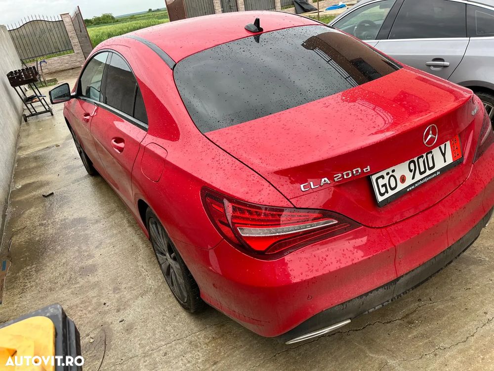 Mercedes-Benz CLA 220 d 4Matic 7G-DCT Peak Edition - 8