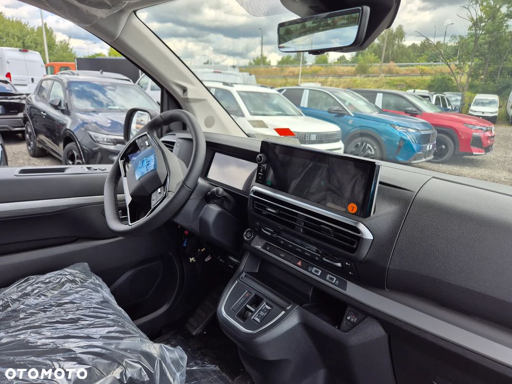Opel Vivaro Furgon XL LONG 2.2 150KM Automat !! OD RĘKI !! Mega Rabat !! - 11