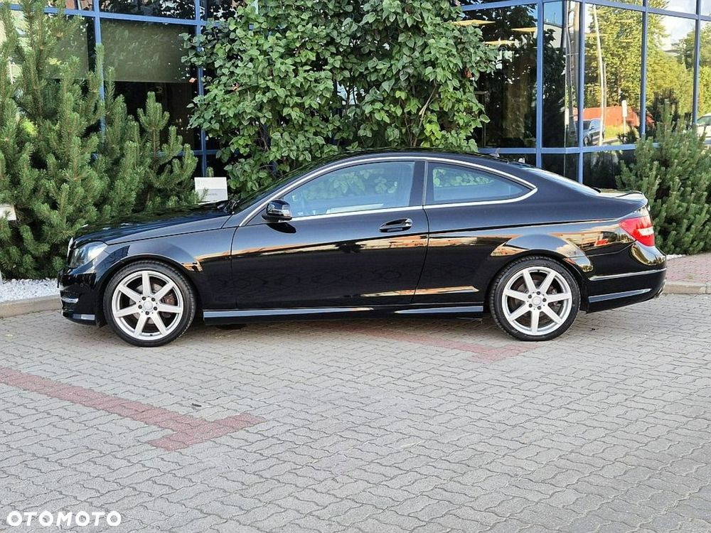 Mercedes-Benz Klasa C 180 CGI BlueEff - 5