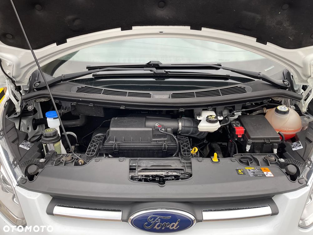 Ford Custom L2H1 - 13