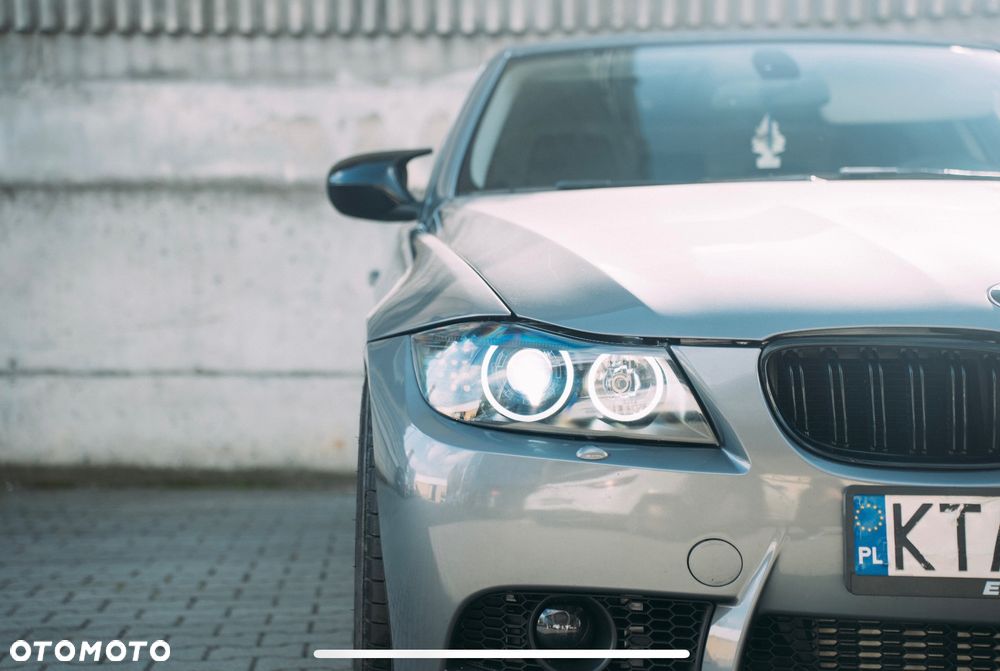 BMW Seria 3 318d - 3