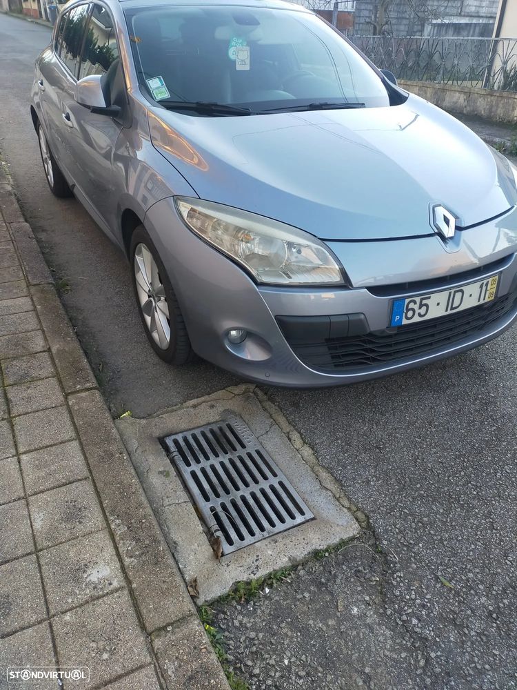 Renault Mégane 1.5 dCi Dynamique S - 14