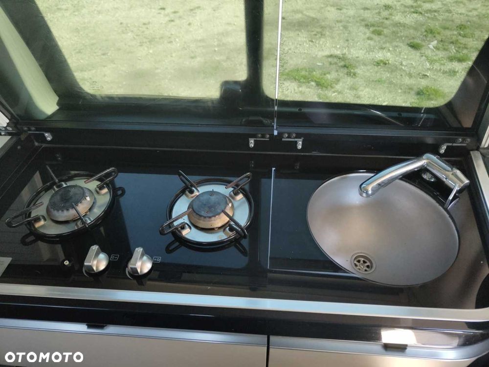 Mercedes-Benz Marco Polo250D - 16