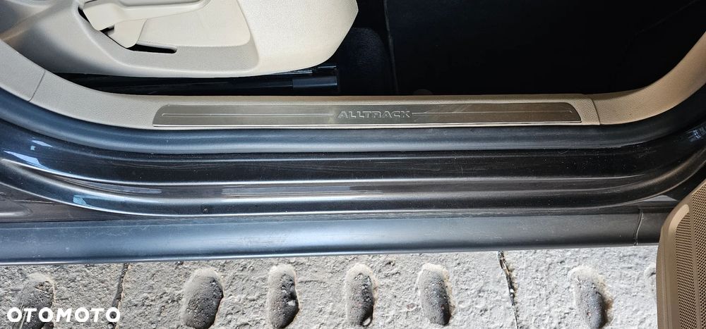 Volkswagen Passat Alltrack 2.0 TDI - 19