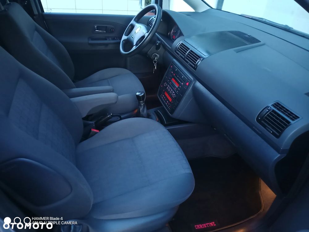 Seat Alhambra 2.0 Reference - 16
