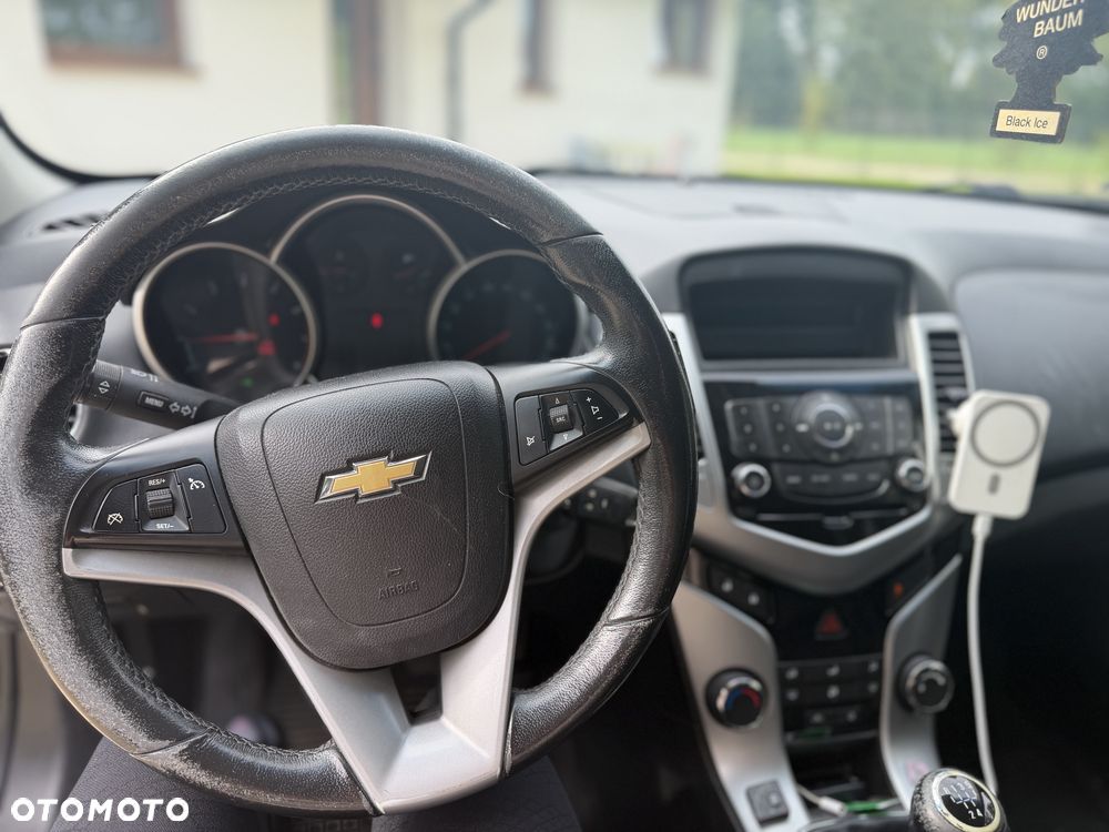 Chevrolet Cruze - 5