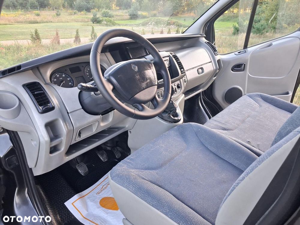 Renault Trafic - 17