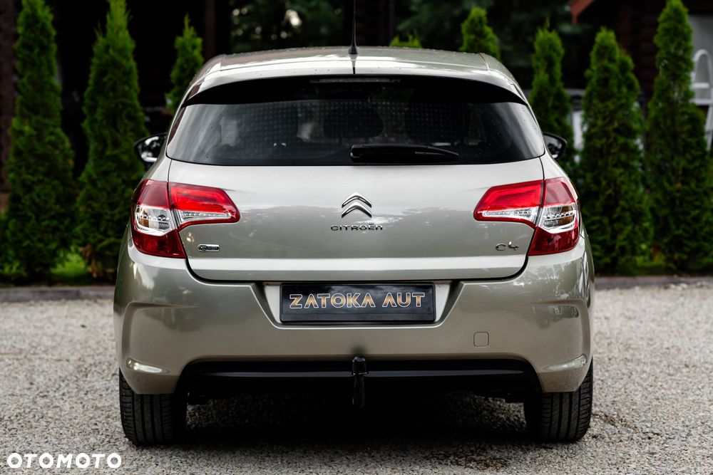 Citroën C4 e-HDi 110 Selection - 13