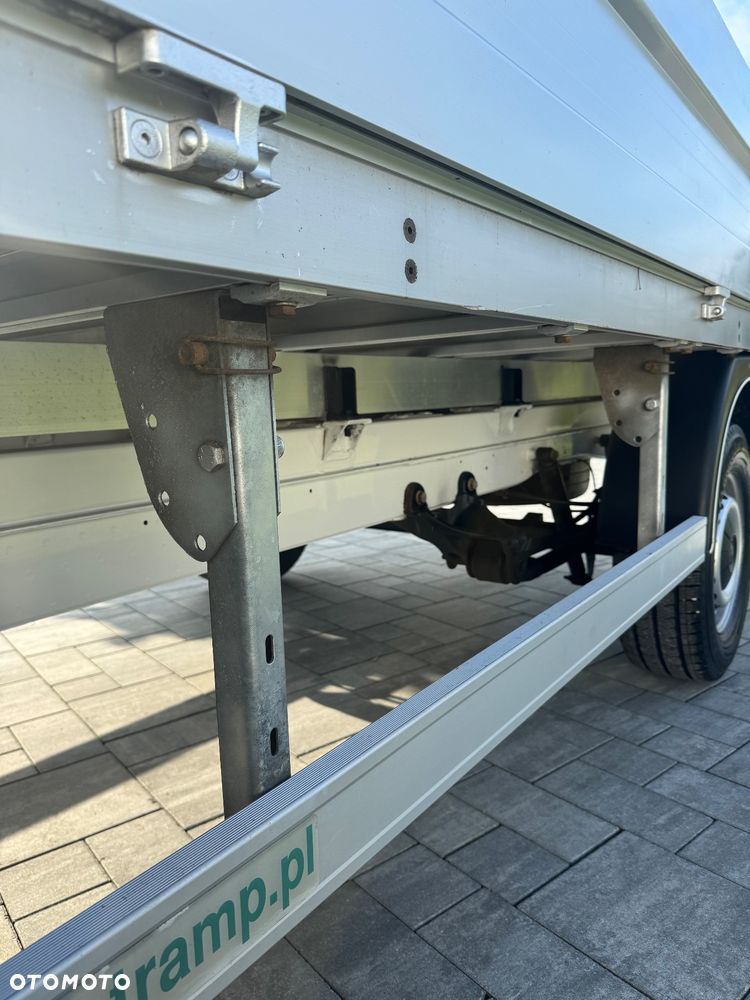 Volkswagen Crafter - 18