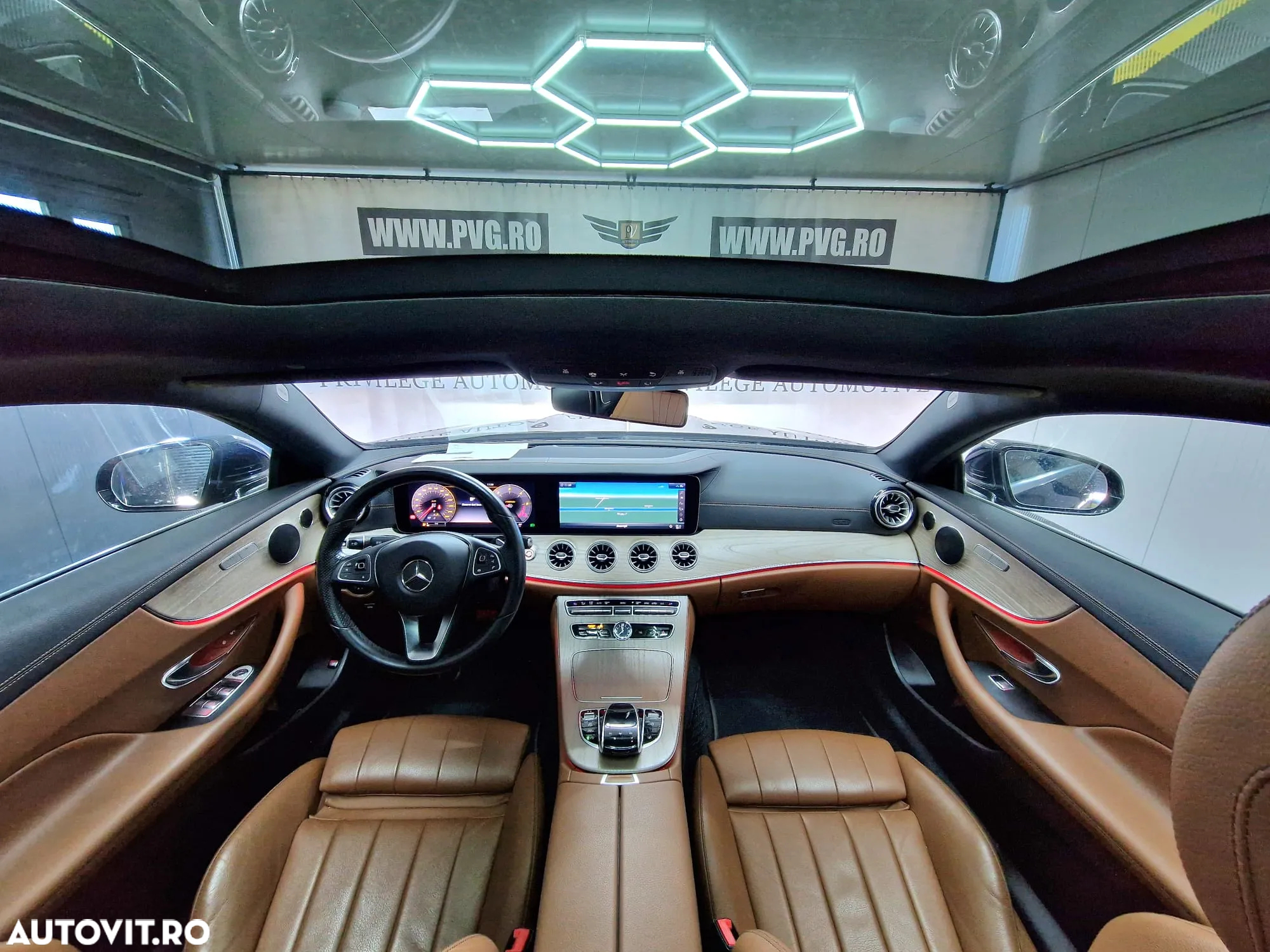 Mercedes-Benz E 220 d Coupe Aut. - 11