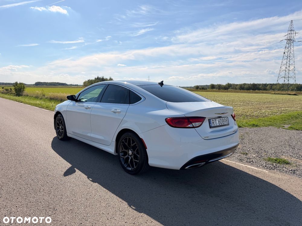 Chrysler 200 - 15