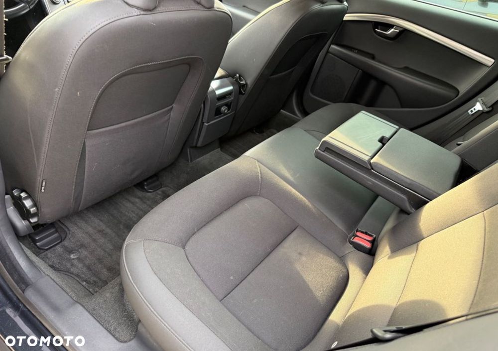 Volvo V70 D2 Geartronic Powershift Kinetic - 17