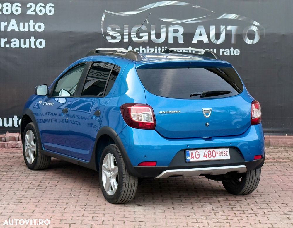 Dacia Sandero Stepway TCe 90 Laureate - 4