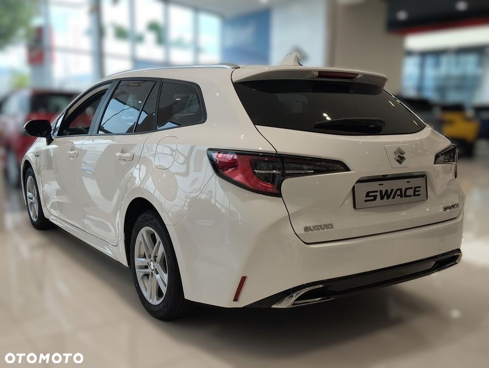 Suzuki Swace 1.8 Hybrid Premium Plus CVT - 3