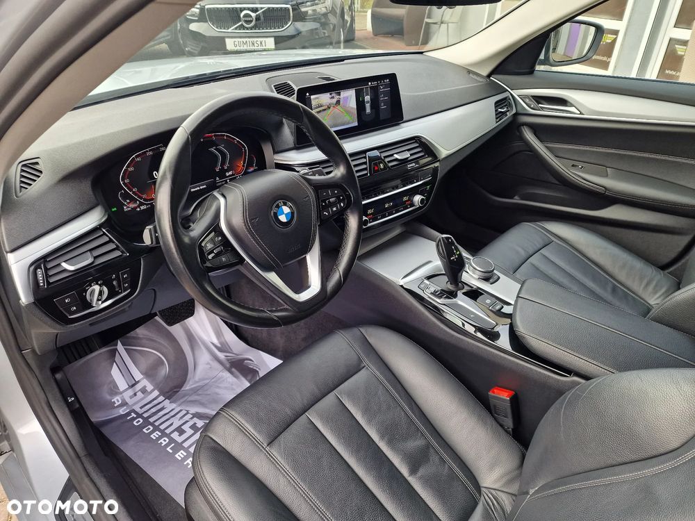 BMW Seria 5 518d - 20