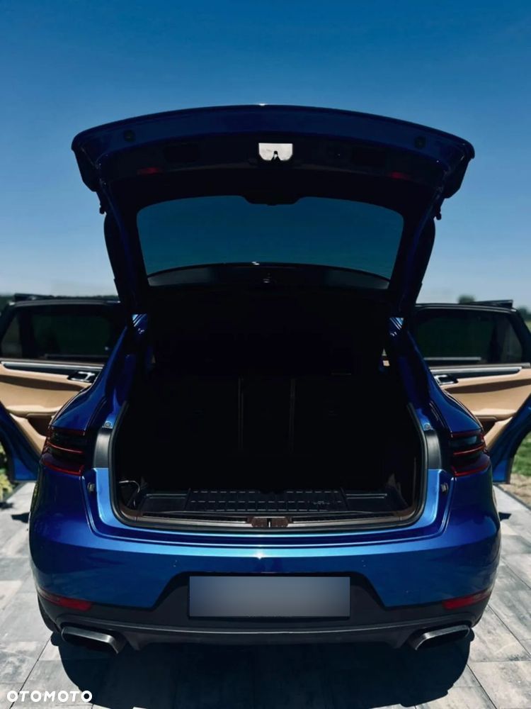 Porsche Macan Standard - 2