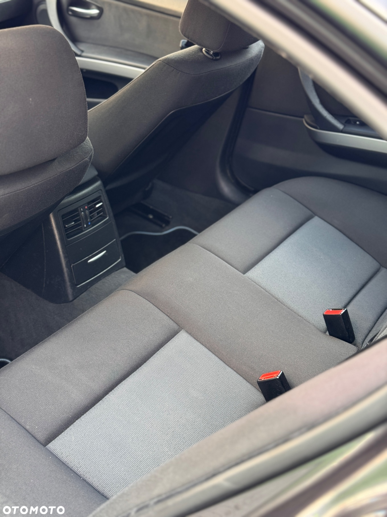 BMW Seria 3 320d - 12