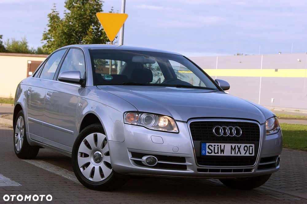 Audi A4 Limousine - 2
