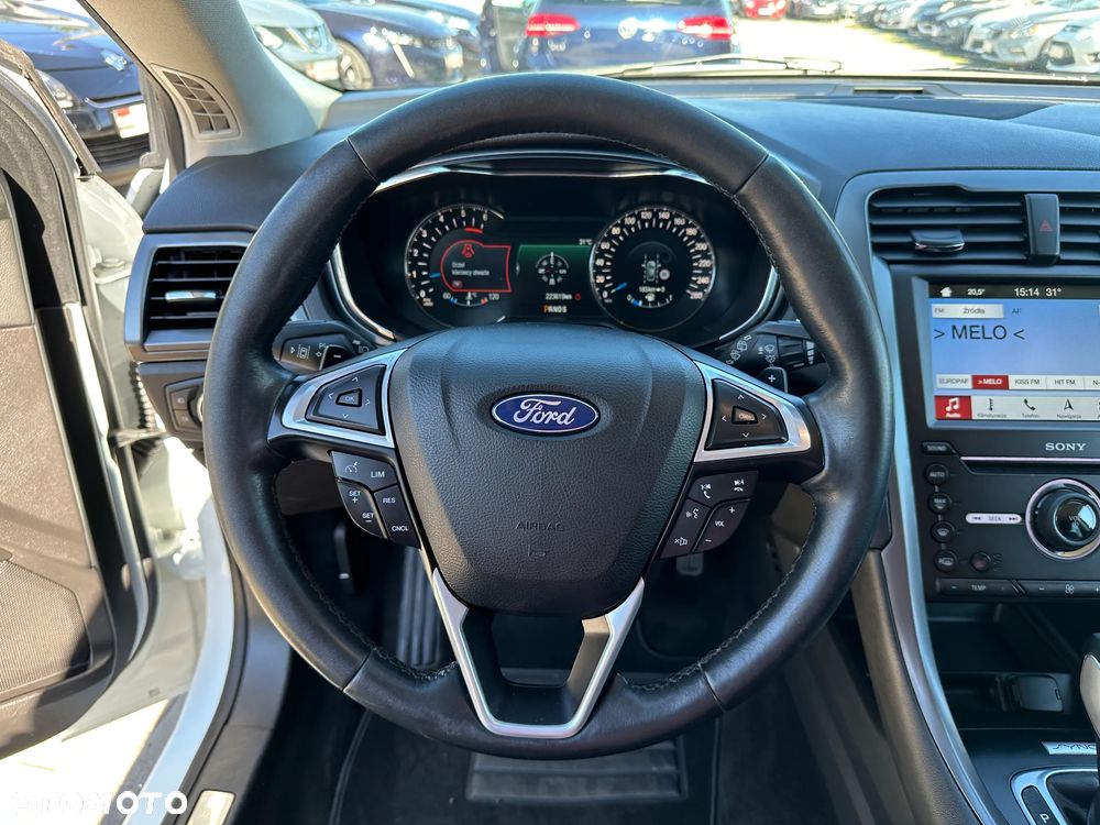 Ford Mondeo - 8