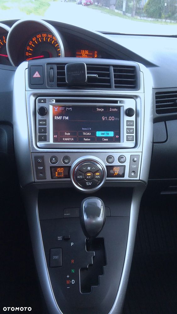 Toyota Verso 1.8 Multidrive Edition - 13