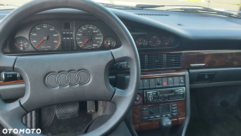 Audi V8 4.2 - 13