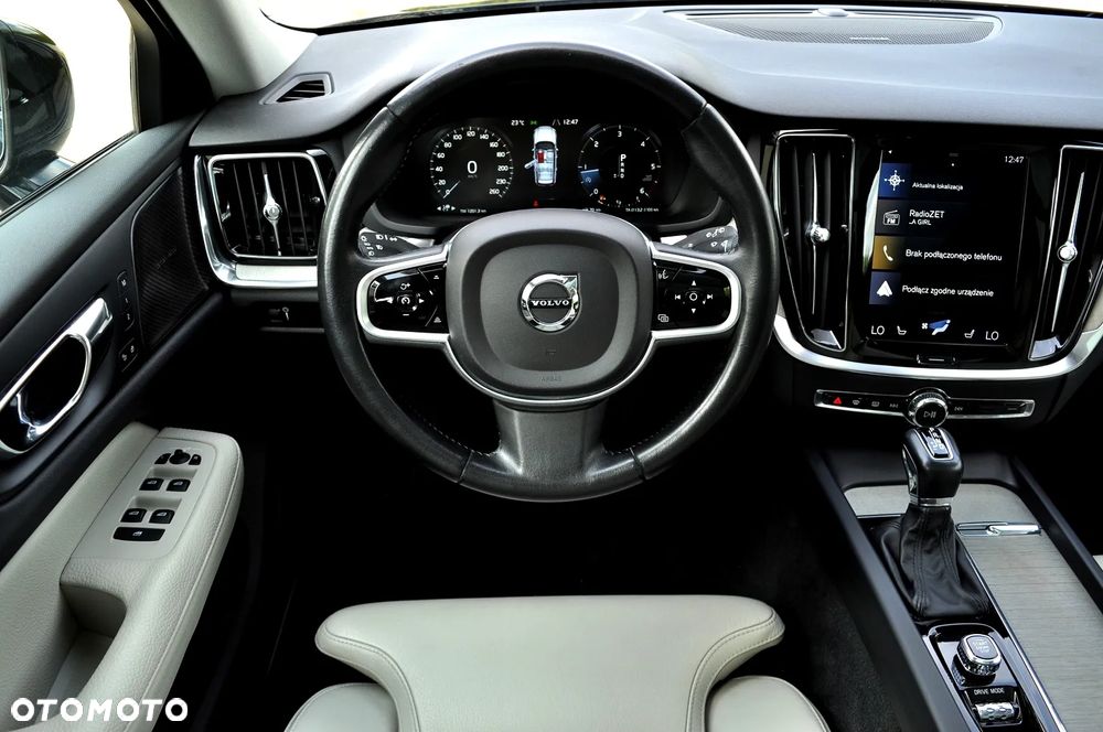 Volvo V60 Cross Country D4 Geartronic Pro - 25