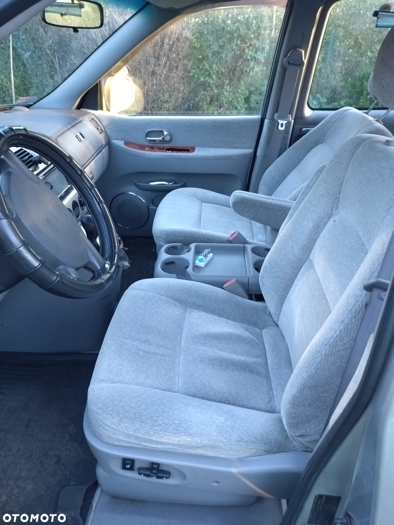 Kia Carnival - 11