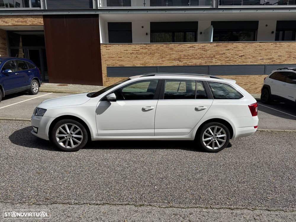 Skoda Octavia Break 1.6 TDi Sportline - 15
