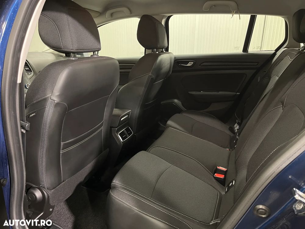 Renault Megane Blue dCi 116 EDC Zen - 8