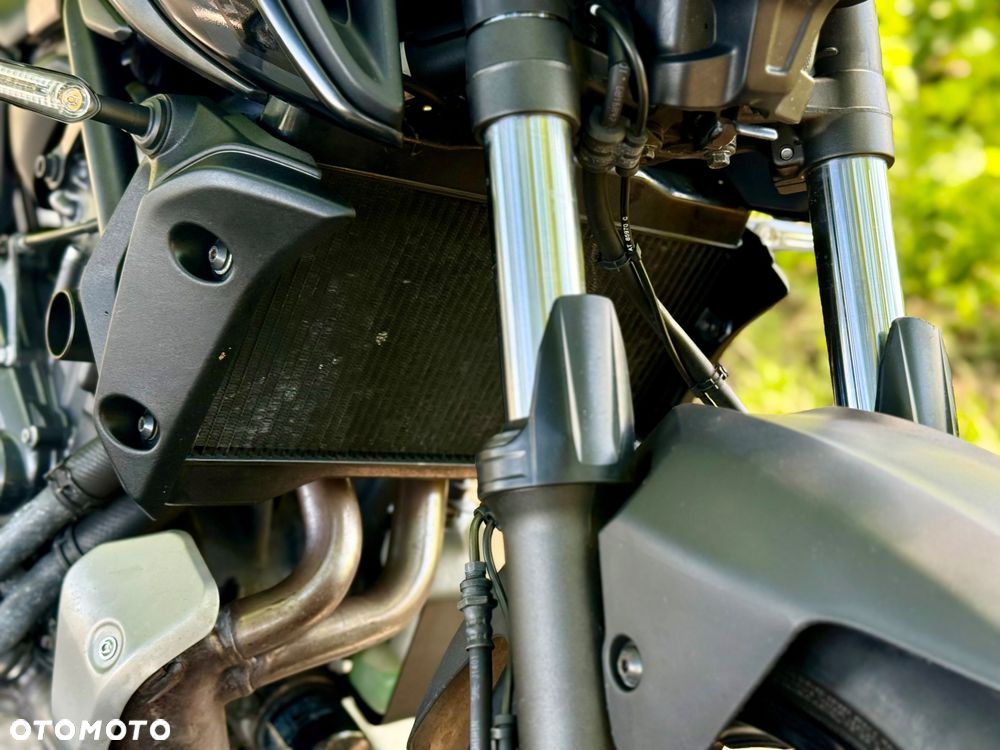 Yamaha MT - 9