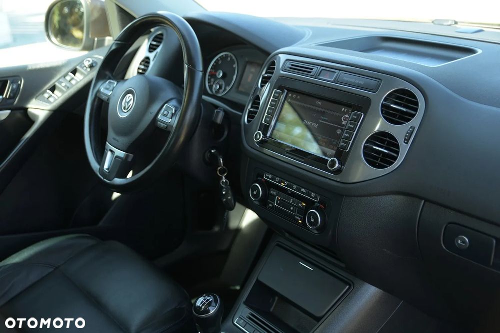 Volkswagen Tiguan - 20